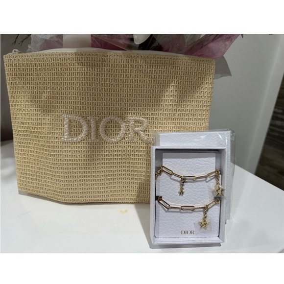 Dior Pouch & Keychain - Picture 2 of 4